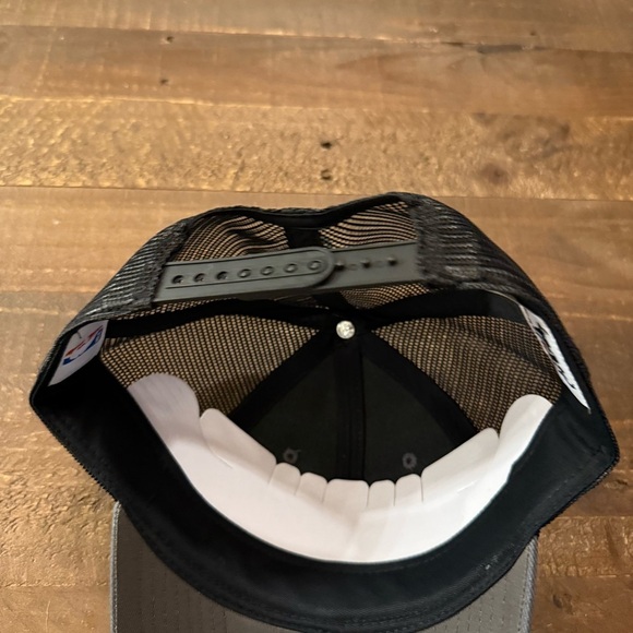 Boston Celtics Gray and Black Mesh snapback cap - Picture 3 of 3